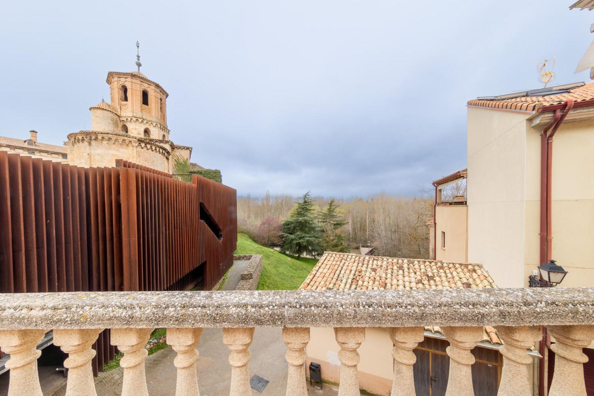 Hostal Sin Recep24H Puerta De La Villa - Pet Friendly & Restaurante Almazan Luaran gambar