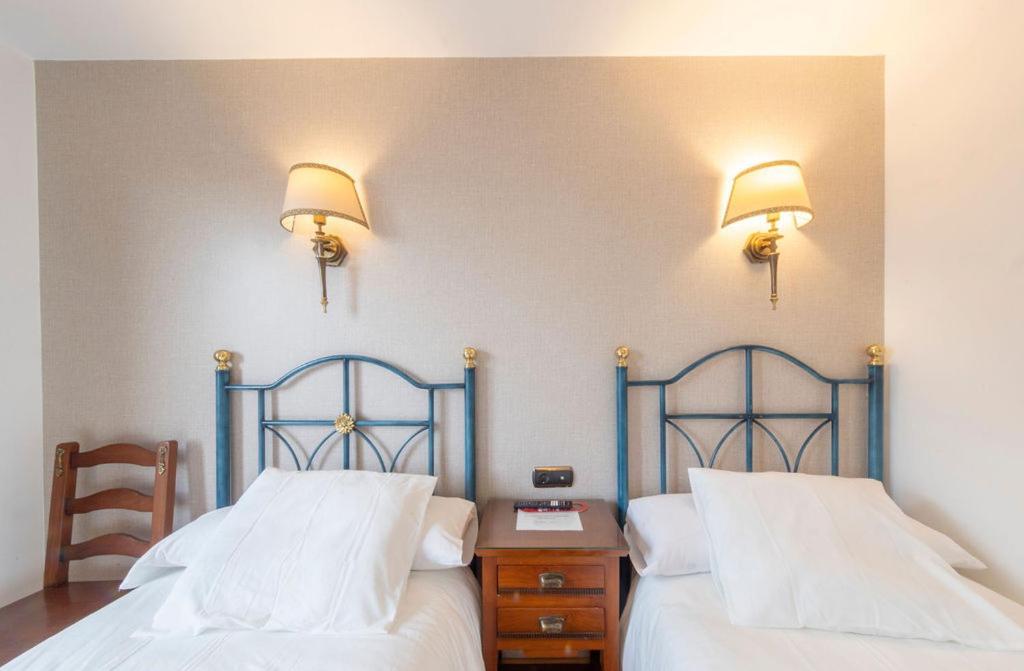 Hostal Sin Recep24H Puerta De La Villa - Pet Friendly & Restaurante Almazan Luaran gambar